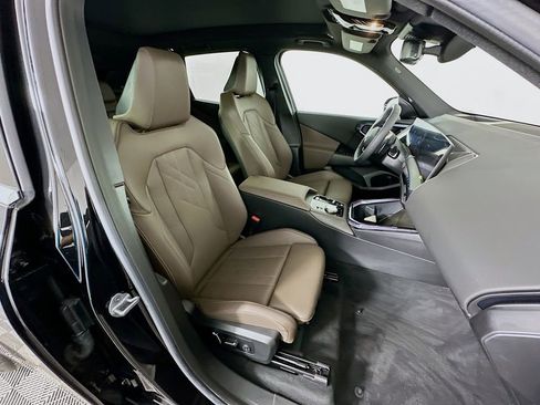 Used 2025 BMW X3 xDrive30i w/ Premium Package image 27