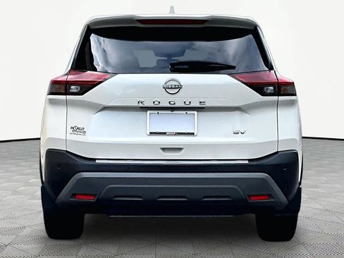 Used 2023 Nissan Rogue SV FWD image 5