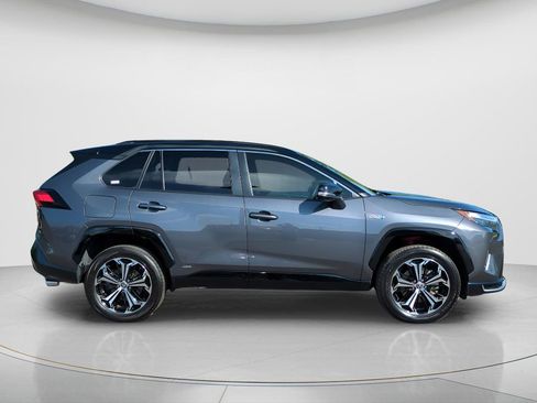 Used 2023 Toyota RAV4 XSE w/ Weather Package AWD/4WD image 4