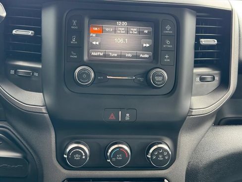 Used 2024 RAM 2500 Tradesman w/ Chrome Appearance Group AWD/4WD image 21