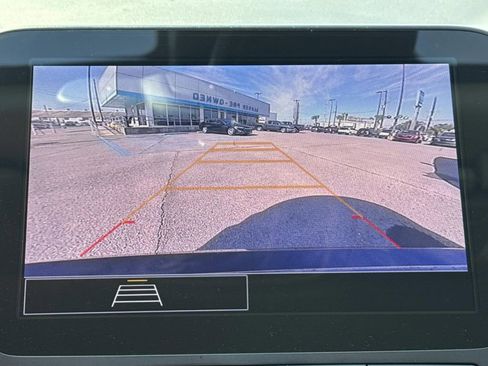 Used 2025 Chevrolet Malibu LT image 26