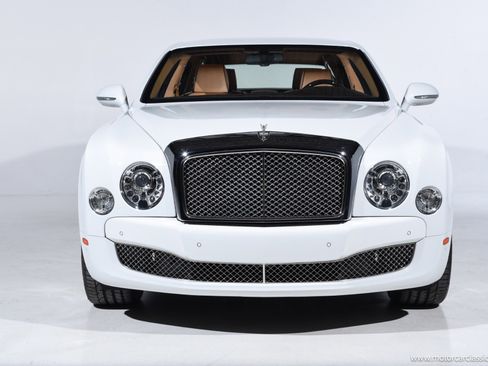 Used 2012 Bentley Mulsanne image 2