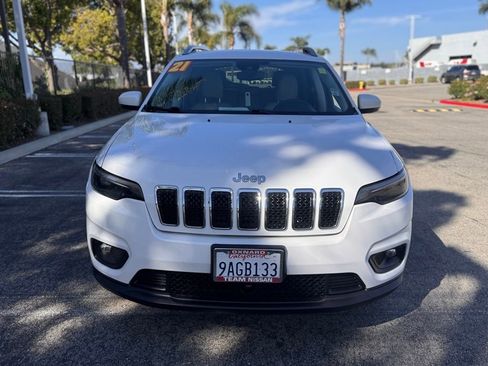 Used 2021 Jeep Cherokee Latitude Plus image 3