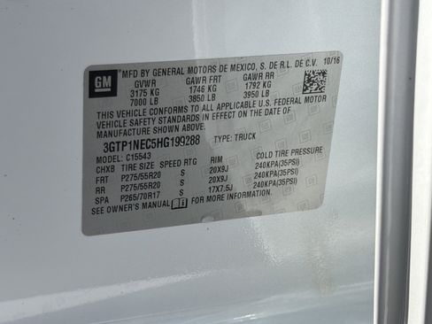 Used 2017 GMC Sierra 1500 SLT w/ SLT Premium Package image 36