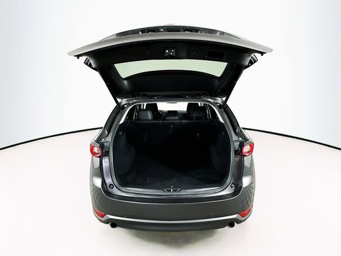 Used 2018 MAZDA CX-5 Touring w/ Preferred Equipment Package image 29