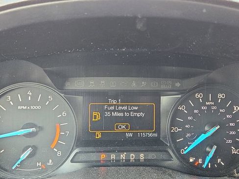 Used 2019 Ford Explorer XLT AWD/4WD image 10
