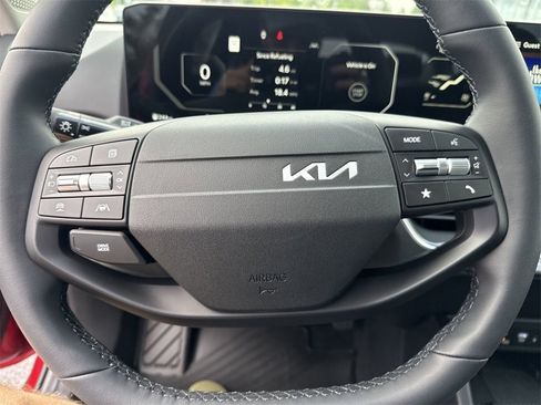 New 2025 Kia K4 EX image 15