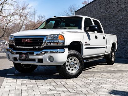 Used 2005 GMC Sierra 2500 SLE w/ Heavy-Duty Power Package