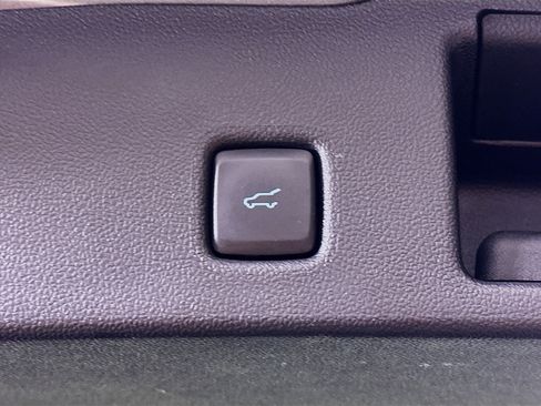 Used 2021 Ford Escape SE w/ Convenience Package image 28