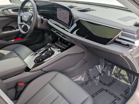 New 2025 Audi A5 2.0T Premium image 9