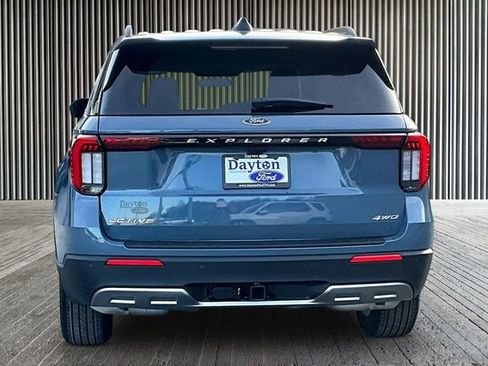 New 2026 Ford Explorer Active w/ Active Comfort Package image 4