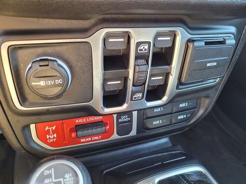 Used 2025 Jeep Wrangler Unlimited Sport S 4xe AWD/4WD image 22