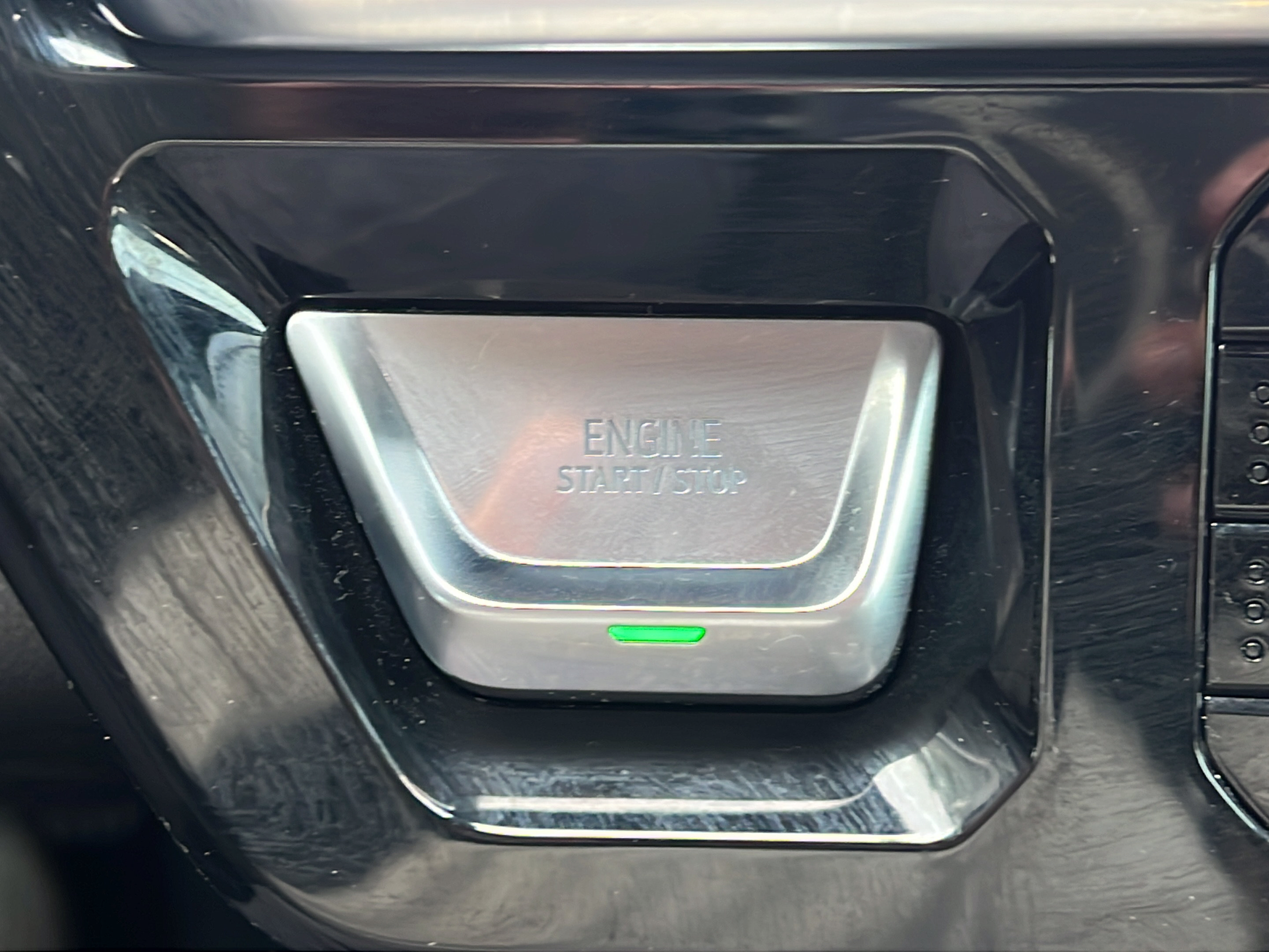 Used 2023 GMC Sierra 1500 Denali AWD/4WD image 26