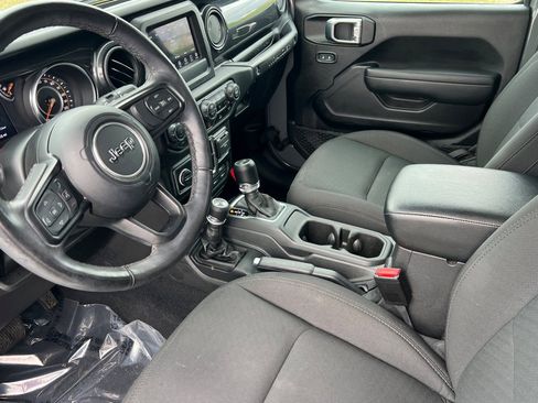 Used 2023 Jeep Wrangler Sport image 10