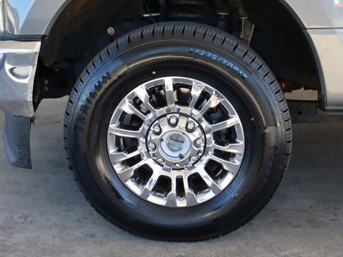 Used 2022 Ford F250 Lariat w/ Lariat Ultimate Package image 11