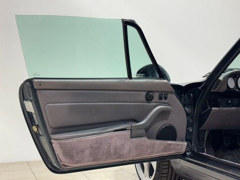 Used 1996 Porsche 911 Cabriolet image 18