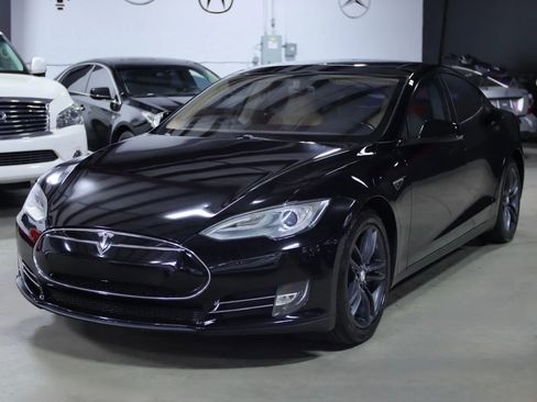Used 2013 Tesla Model S image 6