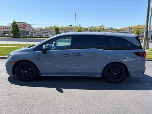 Used 2024 Honda Odyssey Sport image 14