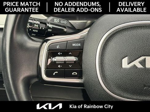 Used 2023 Kia Sorento SX AWD/4WD image 32