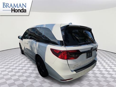 Certified 2024 Honda Odyssey Sport image 4