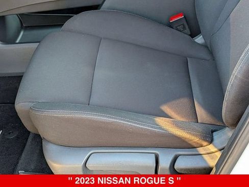 Used 2023 Nissan Rogue S AWD/4WD image 15