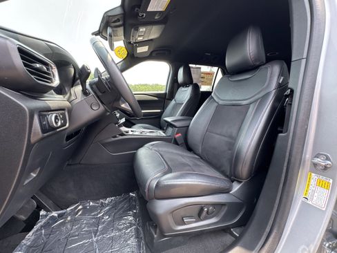 Used 2024 Ford Explorer ST w/ Equipment Group 401A image 9