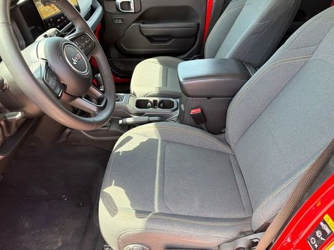 Used 2025 Jeep Wrangler Unlimited Sport AWD/4WD image 9