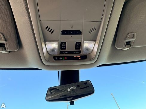 Used 2018 Buick Enclave Avenir w/ Avenir Technology Package image 21