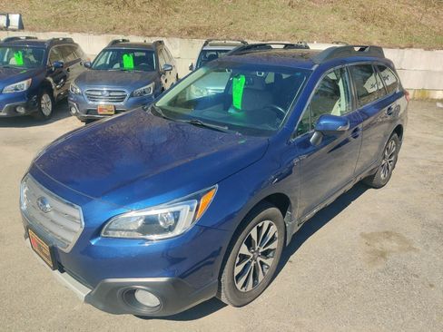 Used 2016 Subaru Outback 2.5i Limited AWD/4WD image 12