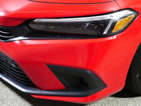 Used 2023 Honda Civic Sport image 16