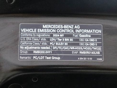 Used 2024 Mercedes-Benz GLC 300 image 29