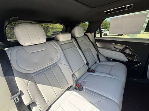 New 2026 Land Rover Range Rover Sport SE image 20