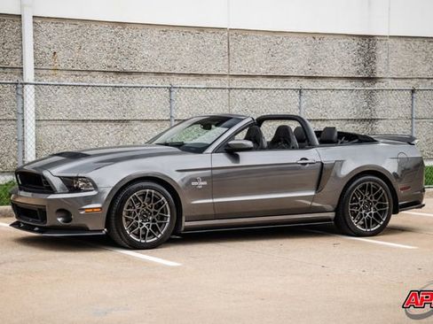 Used 2014 Ford Mustang Shelby GT500 w/ Equipment Group 821A RWD image 61
