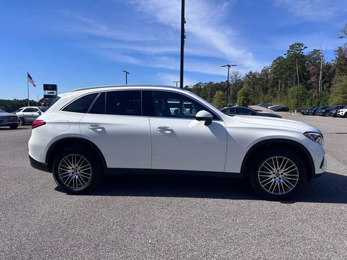 Used 2025 Mercedes-Benz GLC 300 GLC 300 image 13