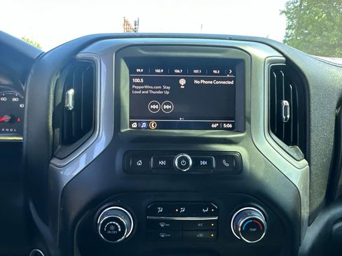 Used 2022 Chevrolet Silverado 1500 W/T w/ WT Value Package AWD/4WD image 20
