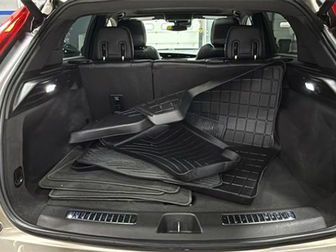 Used 2020 Cadillac XT4 Premium Luxury w/ Cold Weather Package image 6