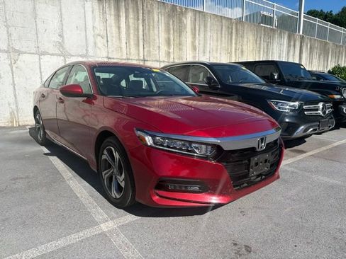 Used 2020 Honda Accord EX image 3