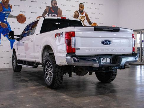 Used 2019 Ford F250 Lariat w/ Lariat Ultimate Package image 23