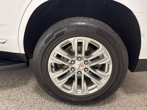 Used 2021 GMC Yukon SLT w/ SLT Premium Package image 19