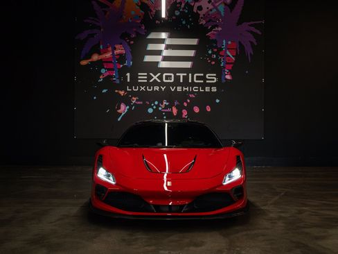 Used 2021 Ferrari F8 Tributo RWD image 4