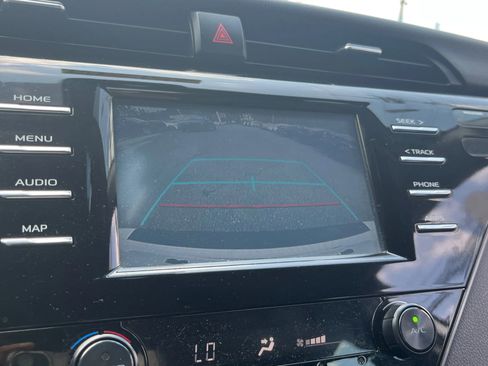 Used 2019 Toyota Camry SE image 25