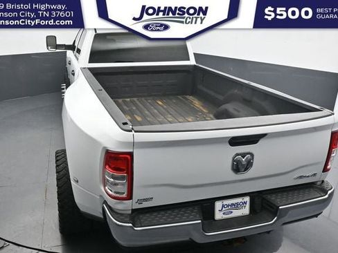 Used 2021 RAM 3500 Tradesman w/ Chrome Appearance Group AWD/4WD image 28