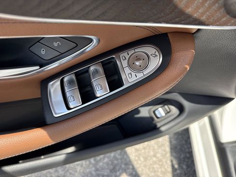 Used 2018 Mercedes-Benz C 300 Cabriolet image 30