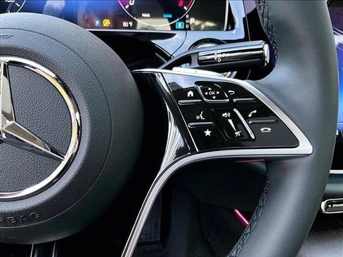 New 2026 Mercedes-Benz E 350 4MATIC Sedan image 21