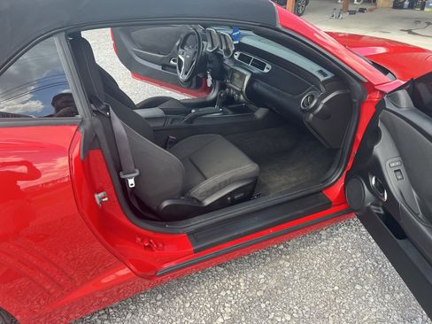 Used 2015 Chevrolet Camaro LT RWD image 13