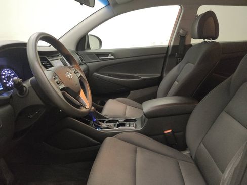Used 2017 Hyundai Tucson SE w/ SE Popular Package 02 FWD image 17