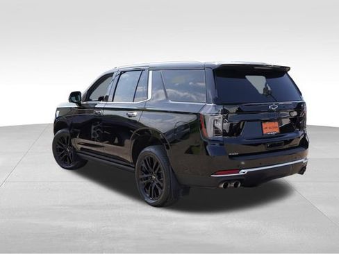 Used 2025 Chevrolet Tahoe Premier AWD/4WD image 7