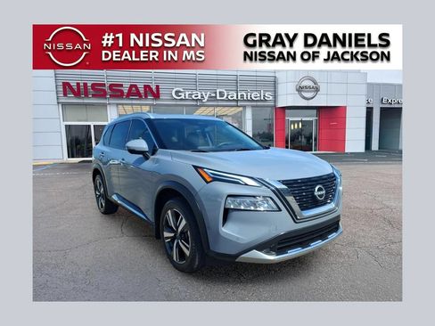 Used 2023 Nissan Rogue Platinum w/ Platinum Premium Package FWD image 1