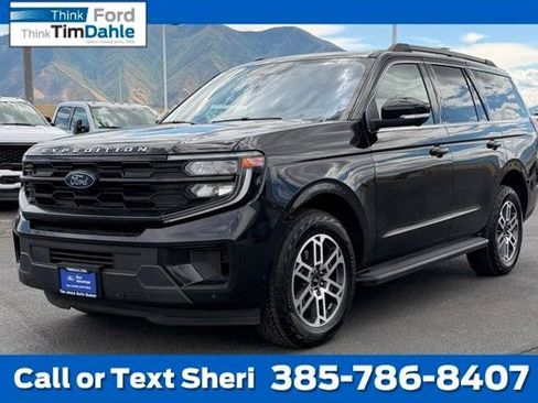 Certified 2025 Ford Expedition Active AWD/4WD image 1