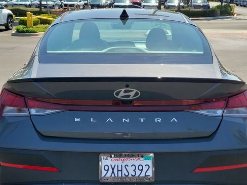 Certified 2025 Hyundai Elantra Sport FWD image 27